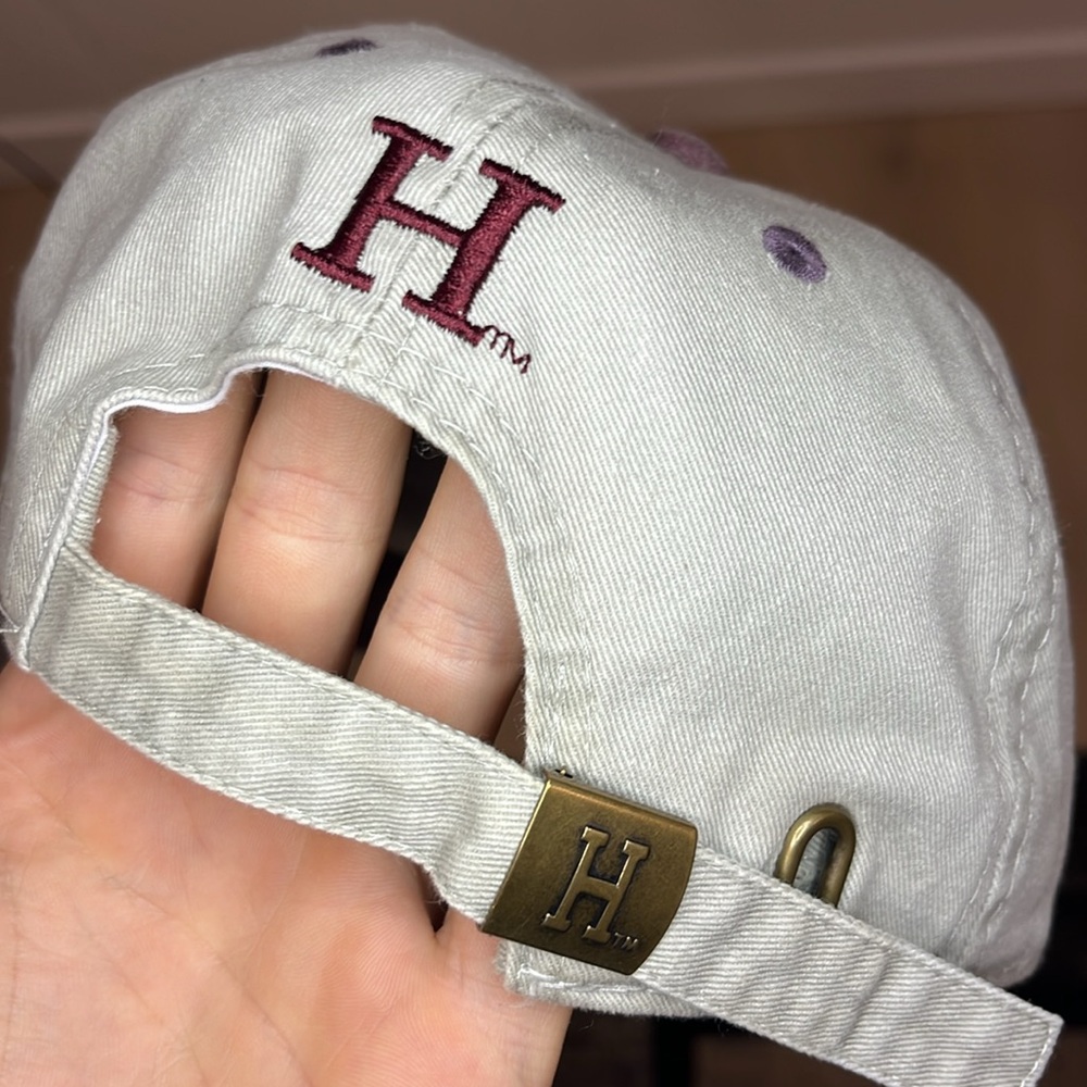 Harvard SnapBack - Picture 2 of 4